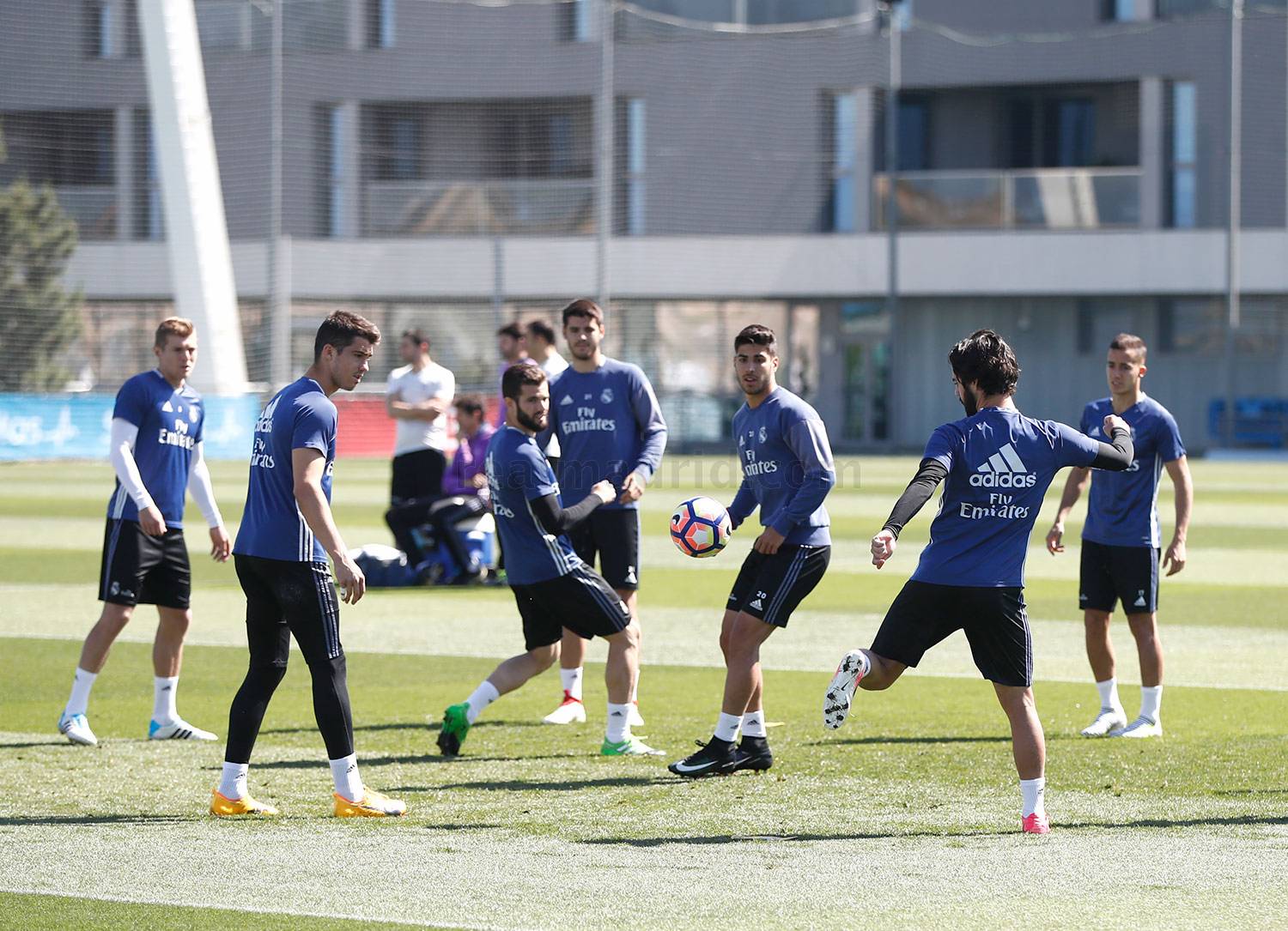 Adidas nemeziz discount training